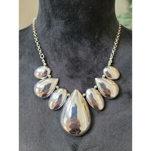 Women's Parati Silver Teardrop Statement Necklace Chain New York